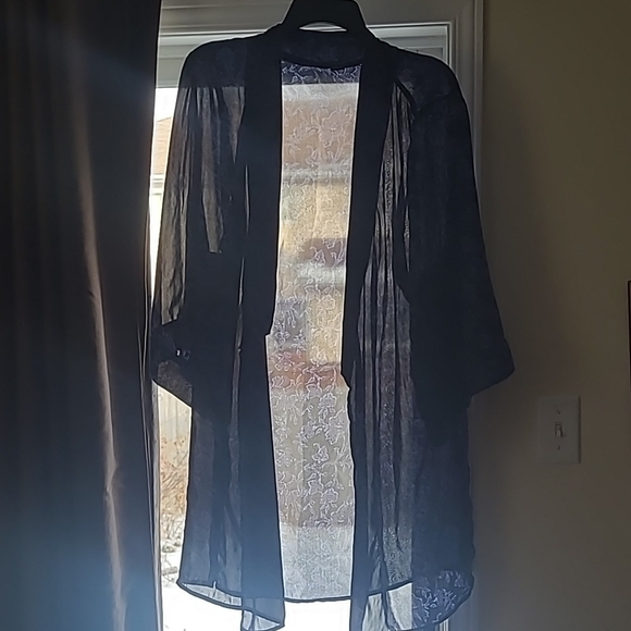 Sheer Black Kimono Robe - Picture 5 of 13